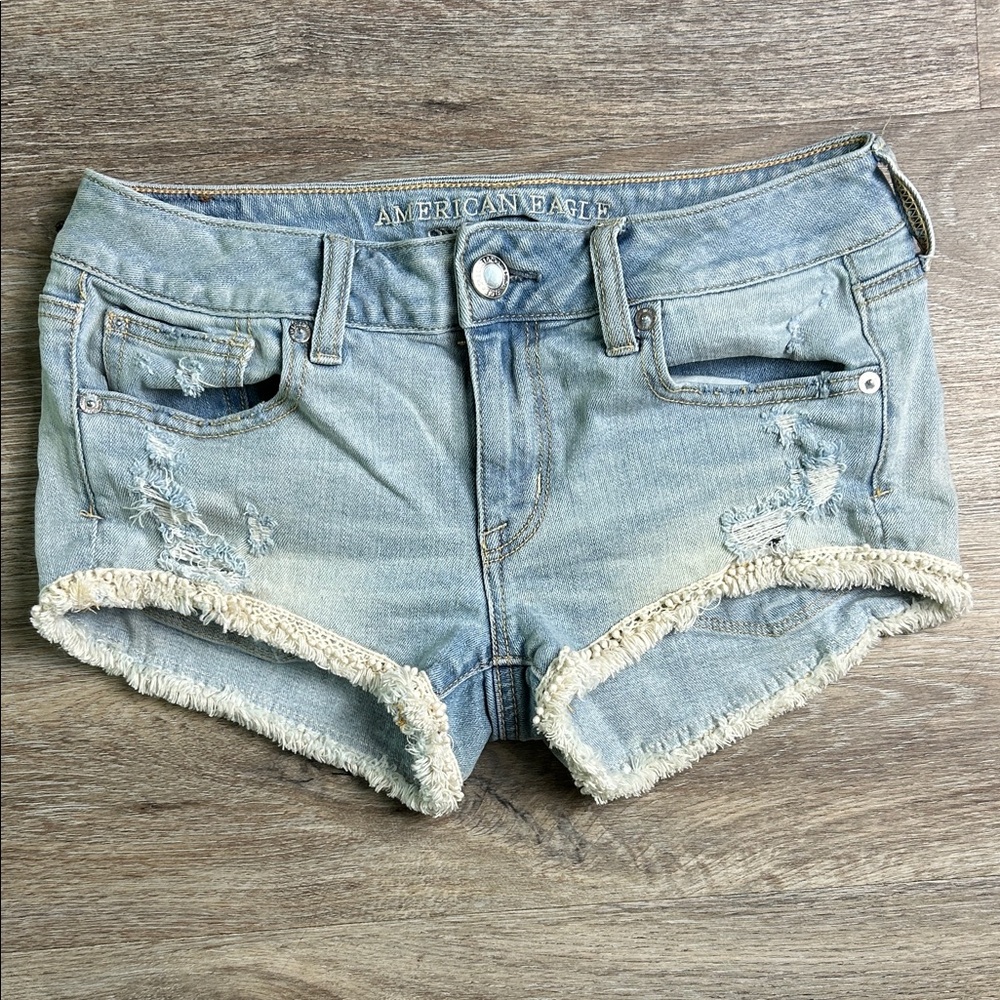 American Eagle Outfitters Shortie Stretch Light Wash Denim Short Shorts Size 2